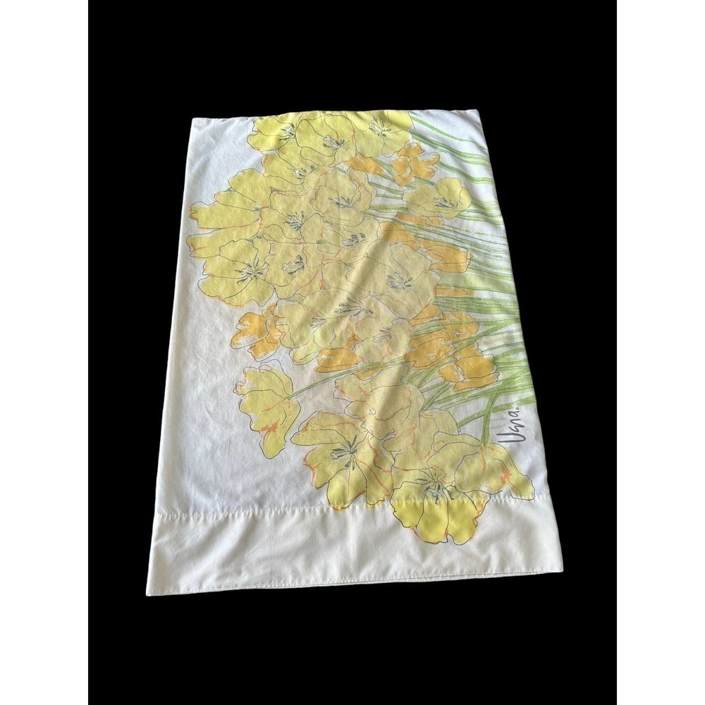 Vintage Vera Neumann daffodil pillowcase (1)